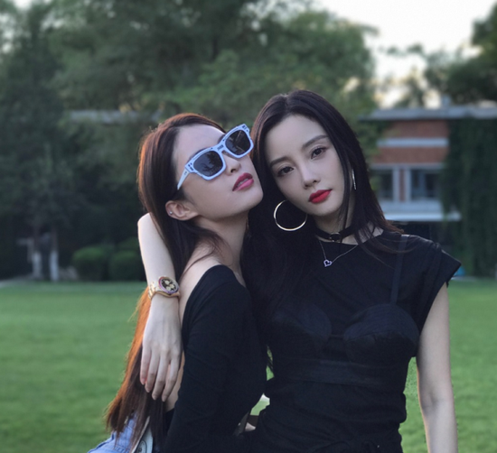 杨幂|和贾乃亮离婚另有内幕? 李小璐发新歌揭露私生活