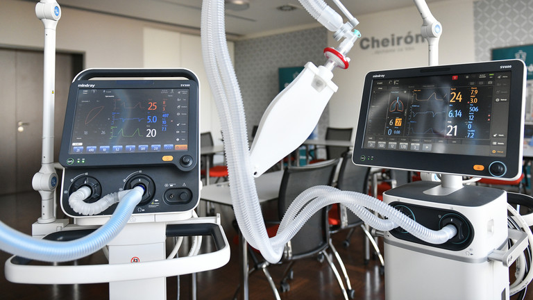 [手机游戏]美国将向俄罗斯提供200台呼吸机: 我们是免费送的