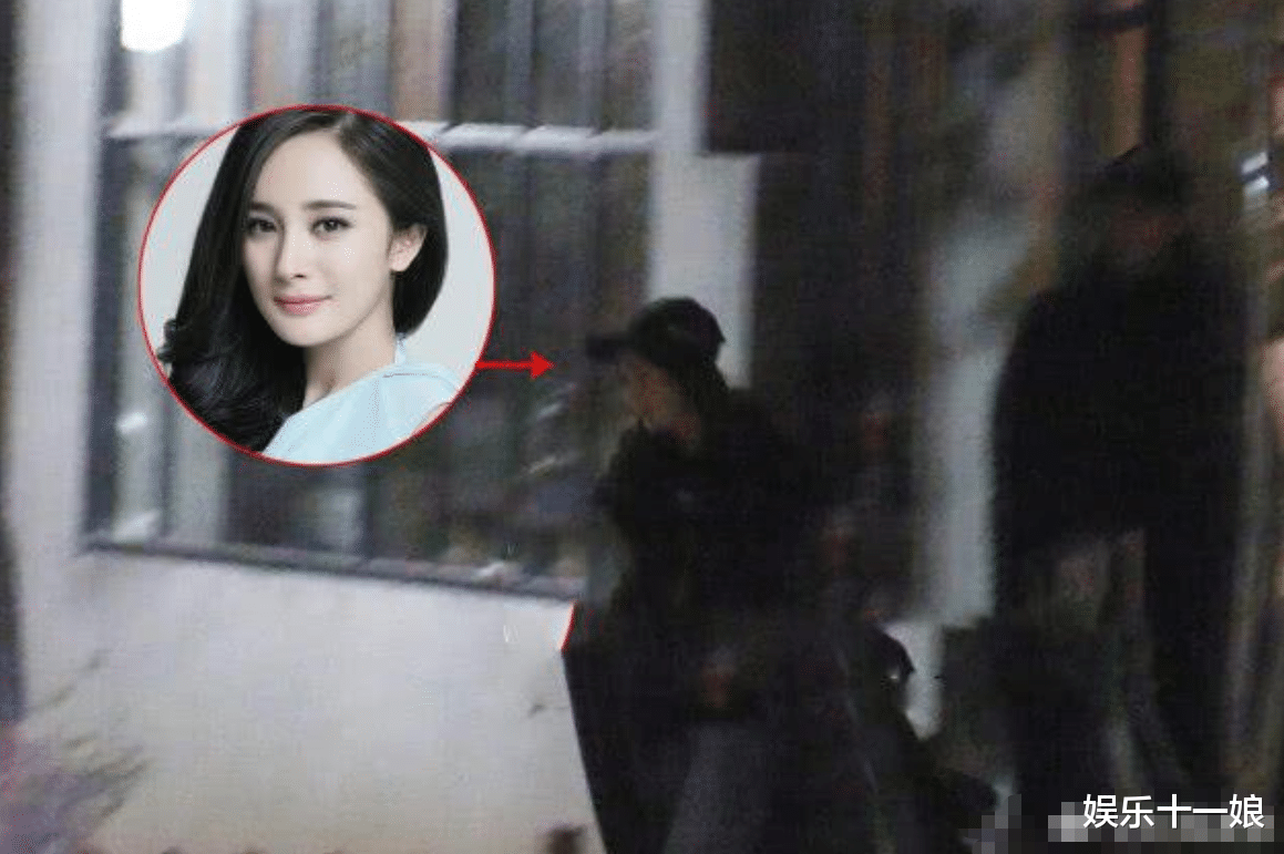 杨幂|刚曝和魏大勋恋爱，杨幂就盯上80后小鲜肉？看清照片：不敢信！