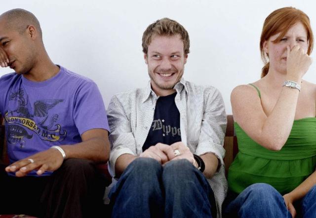 肠癌|肠癌早期，上厕所时或许会露出3个马脚，如果你没有，很幸运