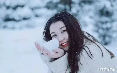 河南交通广播 23岁女孩半个月增重10斤，她却说：我愿意！