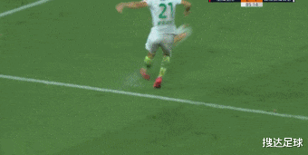 中超|31岁外援踢疯了！惊天倒钩+外脚背世界波，中超最佳进球没跑了