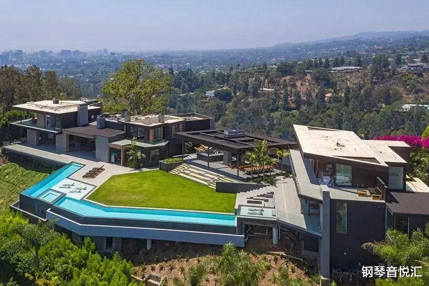 #阿依达#看了这么多场线上音乐会，你知道艺术家的家什么样子吗？