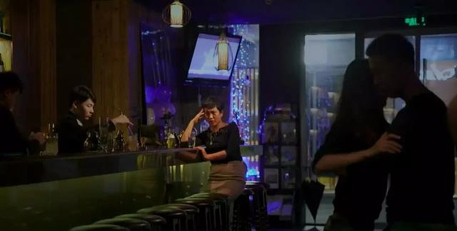 剩女@令全世界女性窒息的中国纪录片，“不结婚，人生就没有价值了吗？”