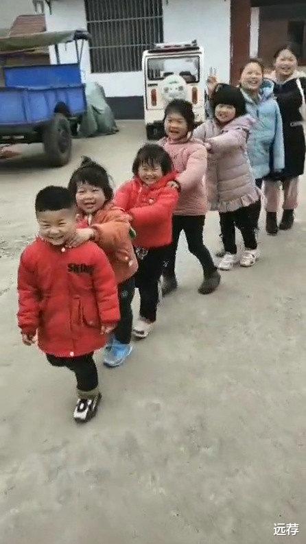 「江苏省」江苏妈妈29岁生7个娃！为养孩子欠上万外债！现在悔死了！