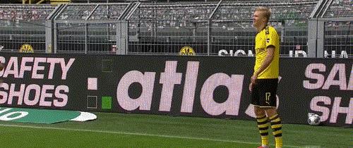 『哈兰德』多特这2000万花的值！19岁哈兰德太全能，最恐怖的是踢球还拼命