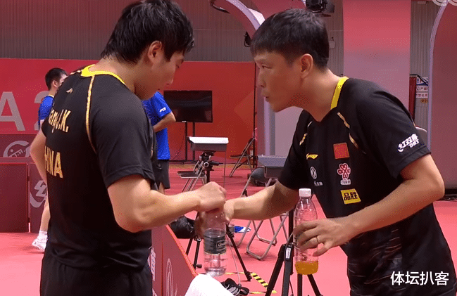 樊振东|国乒变天！樊振东2-4完败，2位世界第一止步4强，男单3大主力出局