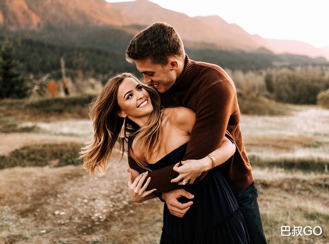 「科怀·伦纳德」这发型帅？伦纳德晒照募集善款，妻子肤白貌美，身价6000万美金