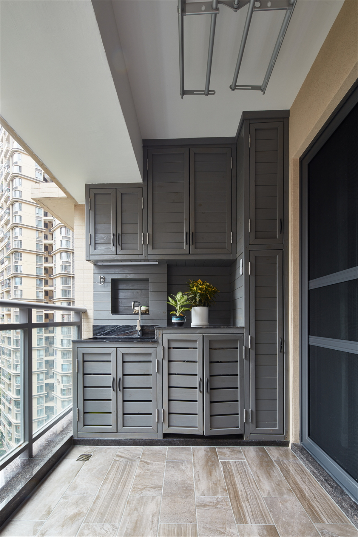 @129m2新房，装修风格为简美式风，整体配色协调又好看，真不错