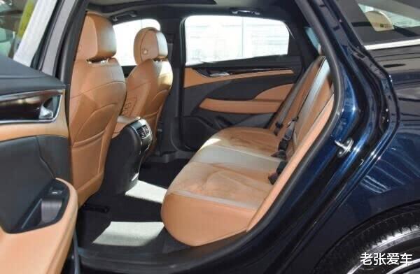 「丰田凯美瑞」买啥凯美瑞，这车从23万跌到18万，车长5米全系9AT，配双层隔音