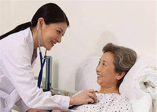 |揭秘前苏联做的狗头实验，狗头在体外循环系统维持下生存了几小时