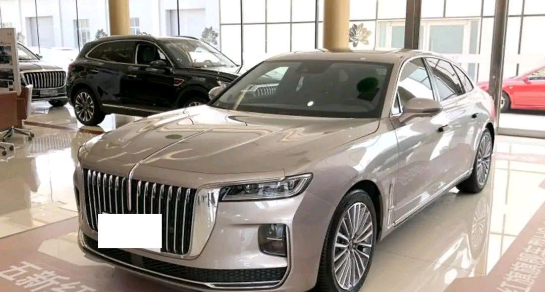 红旗|这才是5系劲敌,比E级更豪华,后排犹如头等舱,四驱电吸门看啥A6