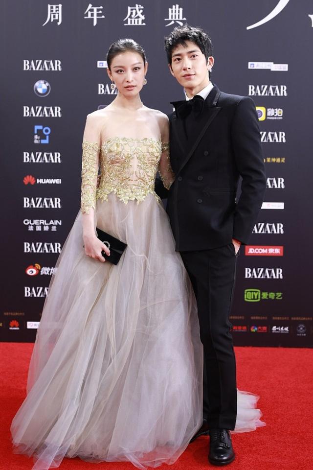 倪妮|这裙子也就倪妮穿着有质感，高端气质造型，很有宫廷教皇感