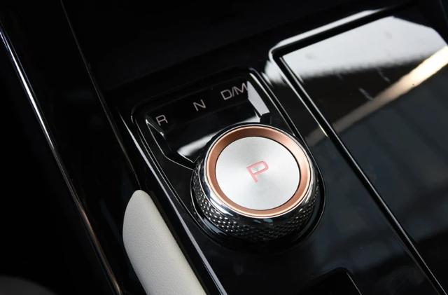 哈弗H6|众望所归，第三代哈弗H6公布预售价，12.2—14.1万元