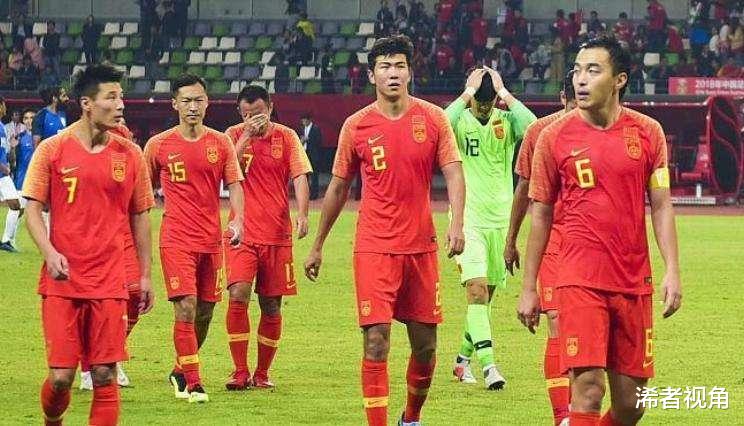 『中国足球』下午4点! 中国足球迎来大喜讯! 国足一哥宣告强势归来, 世界杯稳了