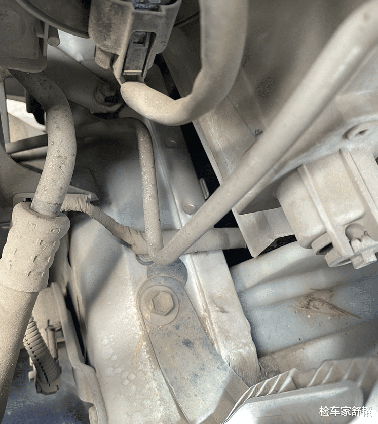 长安逸动|两万买台8万公里的丰田花冠，一颗螺丝都没动过，这次真是捡漏了