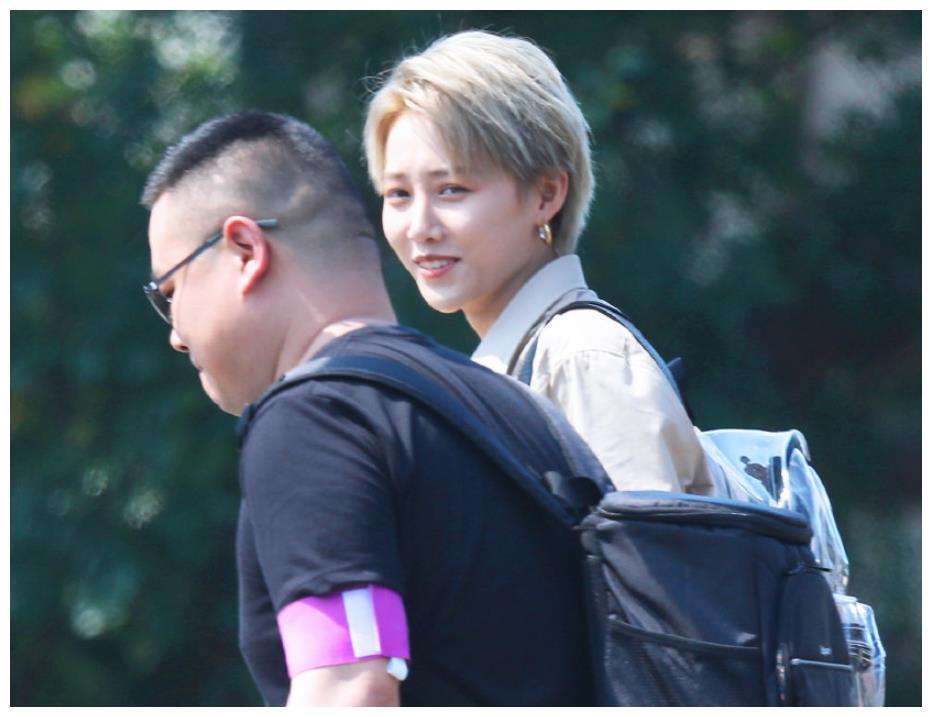 the nine|奔跑吧官方投票,THE9和硬糖谁人气高?结局能预料但差距没想到