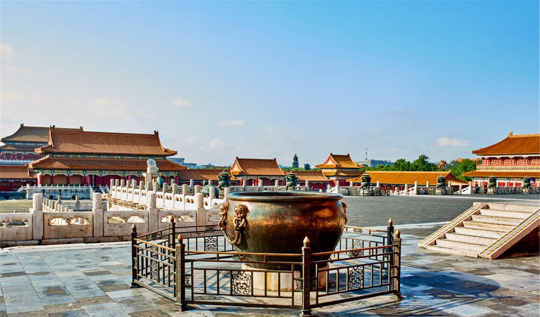 美食|一生必去的4座城市，没人陪也要去，看看你去过几座？