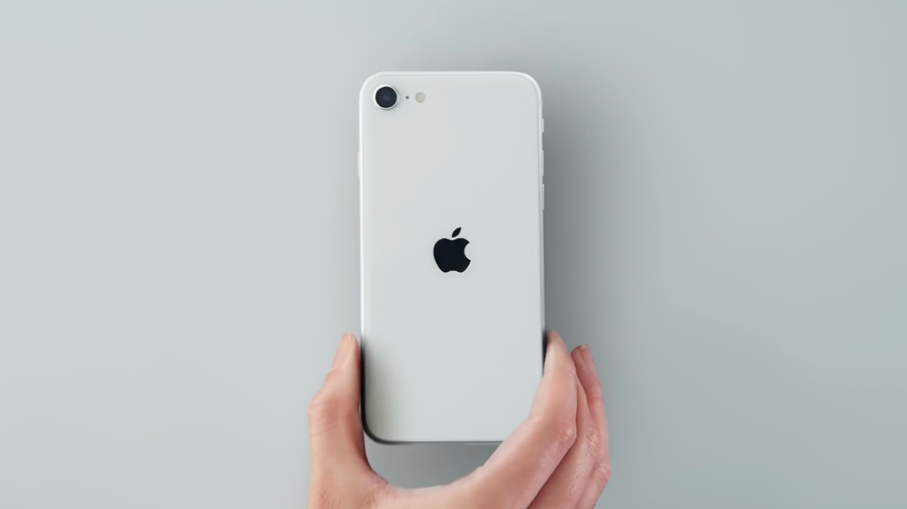 「iphone12」iPhone 12或有4G和5G两个版本；华为Mate40系列屏幕规格曝光