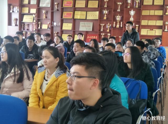 考研|研究生复试时,这4句“禁语”千万别说,多数会被导师“灭灯”