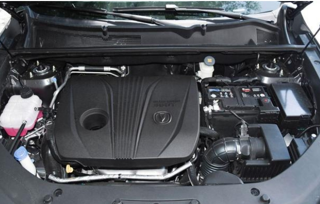 「长安汽车」长安蓝鲸1.5t跟哈弗1.5t，发动机哪个好？哪个省油？