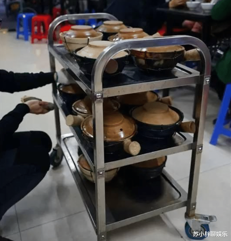 舌尖▲被《舌尖》《寻味》捧红的店家飘了，涨价、骂顾客，最后倒闭了