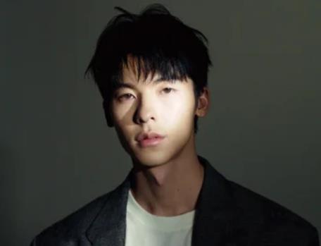 |许光汉首支单曲《别再想见我》明日发行，戴佩妮报恩创作内心挣扎