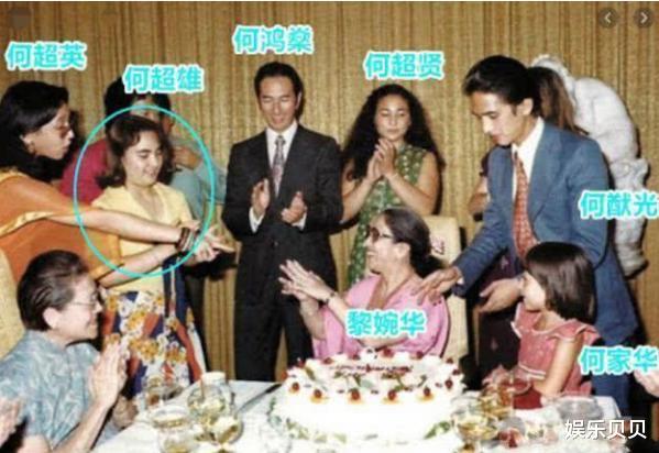 齐肩|58岁何超雄年轻时也好看,齐肩卷发穿一件印花裙,美得光彩照人