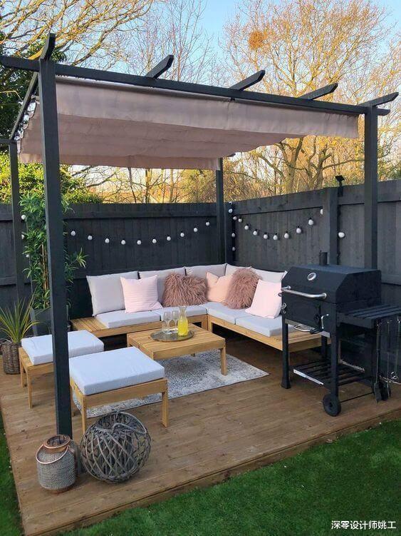 |院子好不好看跟面积无关,你看墙角简单垫2块石,也非常有意境