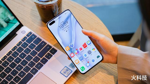 华为|平心而论！华为和vivo手机用几后，哪个会更流畅？