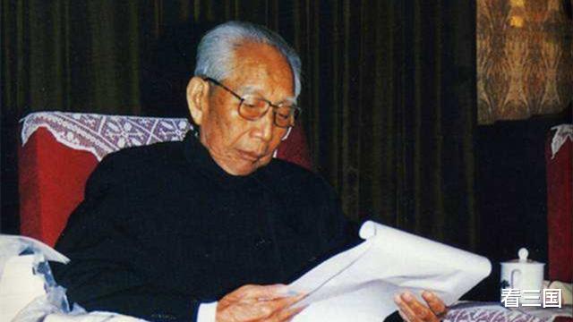 王震|他6岁习武，19岁参加革命，10招撂倒许世友，后成副主席