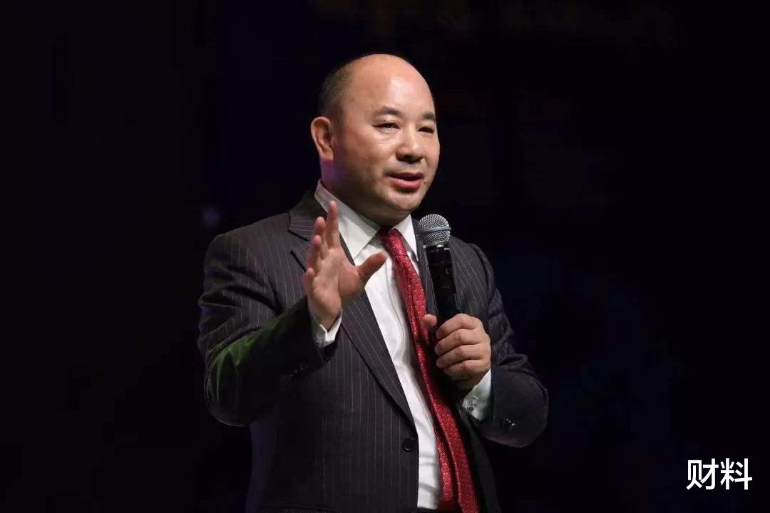 正威国际|他带着10元南下打工，6年“精准把握”三次机会，如今身价1020亿