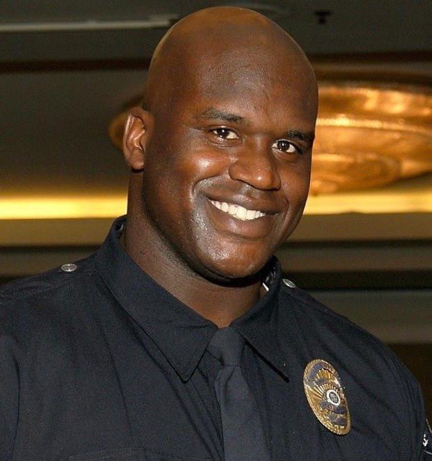 警察|曾是NBA顶级巨星，退役后跑去当警察，如今身兼数职官居副警长