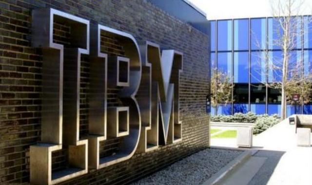 IBM|从打字机公司到如今，IBM起起落落，但依然是一家伟大的企业