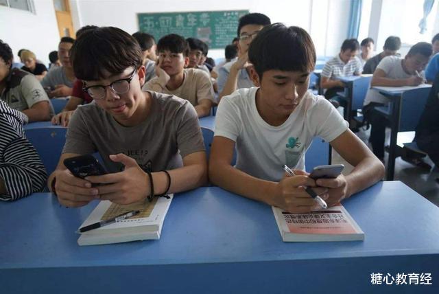 大学生|没毕业就被“抢购一空”的学生，多半来自这4个专业，你选对了吗