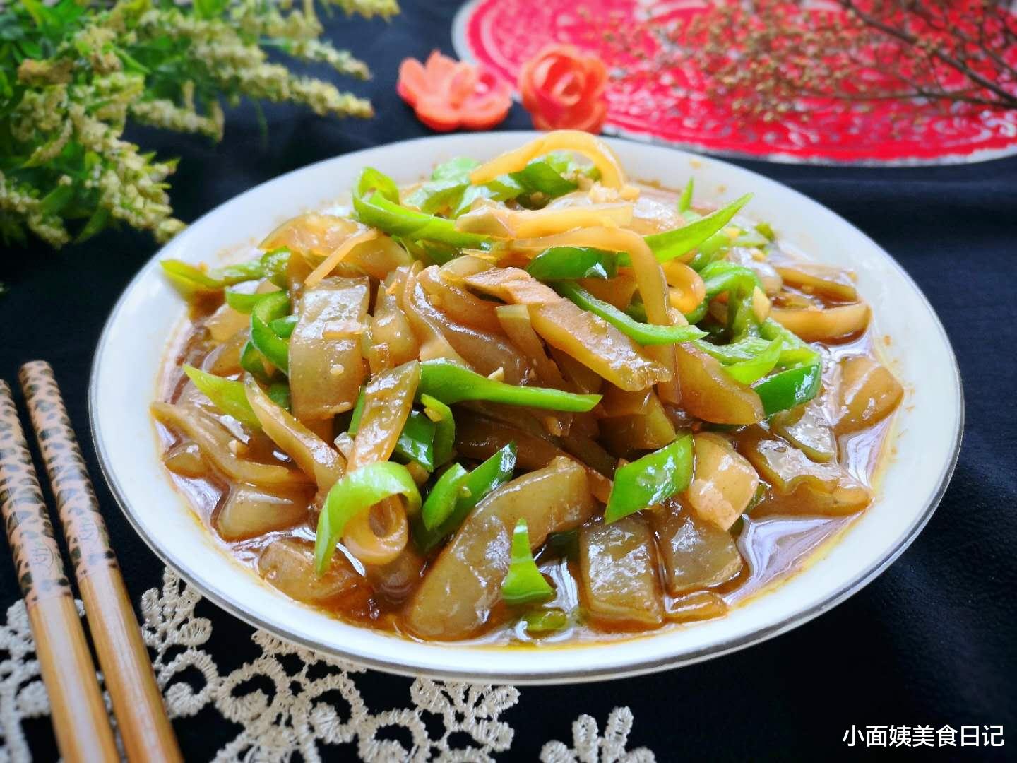 『魔芋』它是减肉清肠高手，零脂肪高纤维，比馒头充饥，比荞麦面还刮油！