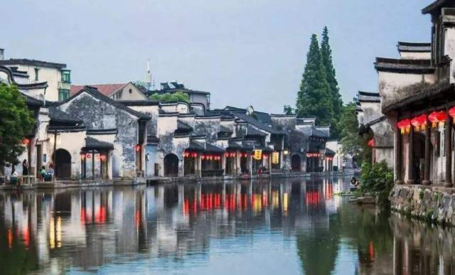 南浔古镇▲中国第一个被列入世界遗产的古镇,被誉“江南第一镇”