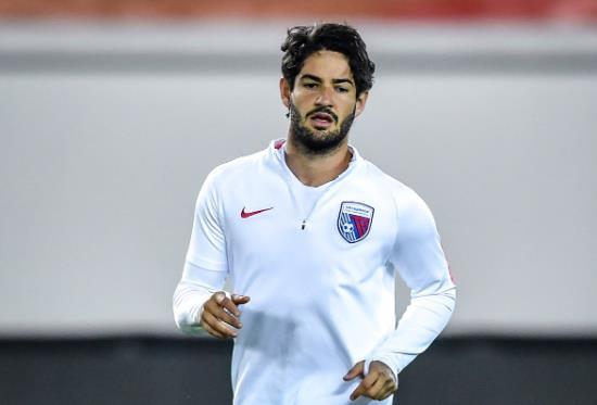 「帕托」评论丨标价1500万英镑！加入国安昆明集训！卡纳瓦罗称赞帕托