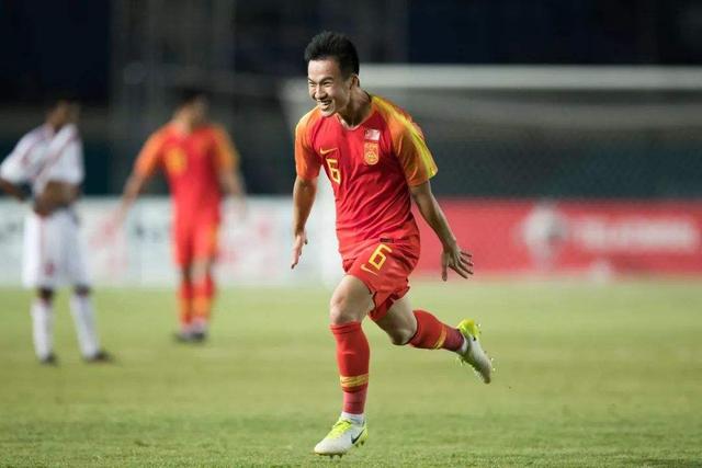 [山东鲁能]鲁能24岁国脚热身赛彰显大师级水准，里皮：他是未来国足核心