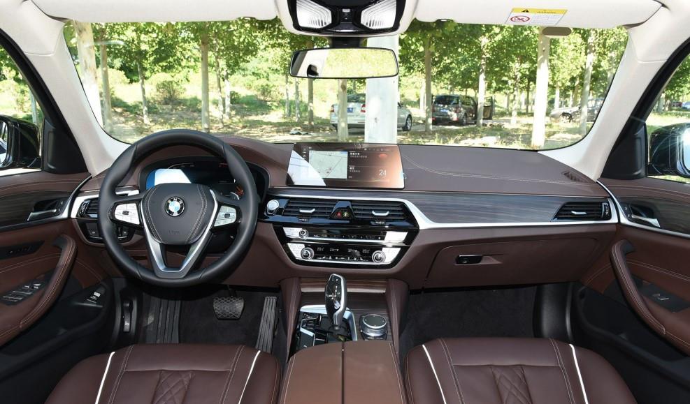 本田飞度：26岁，36岁，46岁能开上这四款车，那说明你已经非常成功了