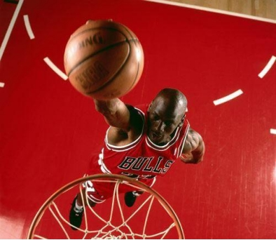 迈克尔·乔丹|为什么很多人都认为初进NBA一场比赛未打的迈克尔乔丹，未来肯定能成为巨星？