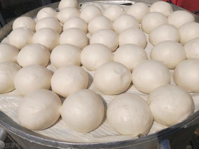 「面包」减肥克星，4种最容易长肉的主食，集美们难怪瘦不下来