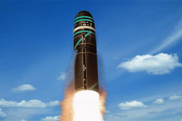 #苏联#东方传出一声巨响，导弹发射现场火光冲天，160名专家全部丧命