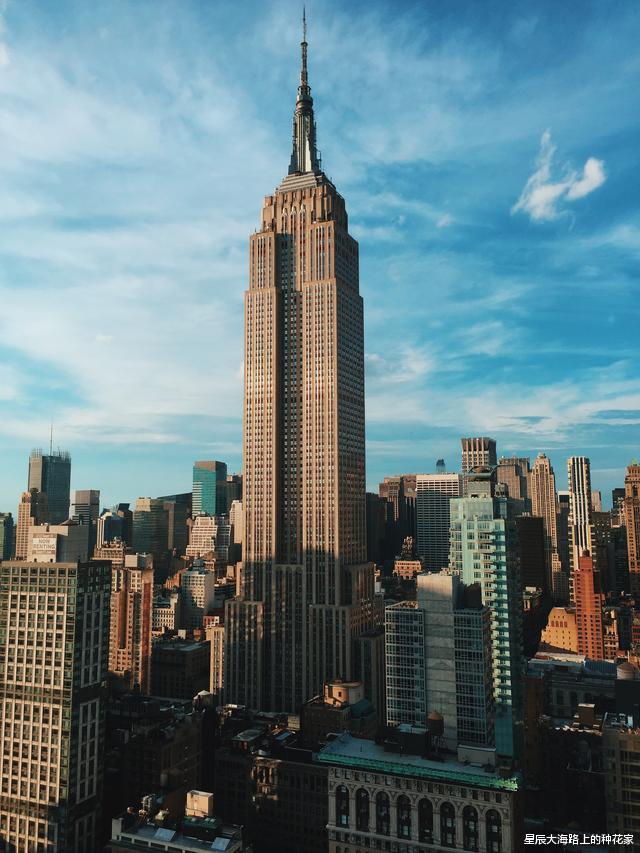 太空电梯|能盖出1万米高的摩天大楼吗？科学家费尽心机，结果出人意料！