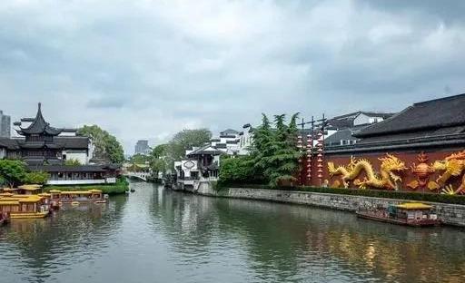 南京|我国最适合老年人旅游的两座城市，退休后值得一去，你觉得怎么样