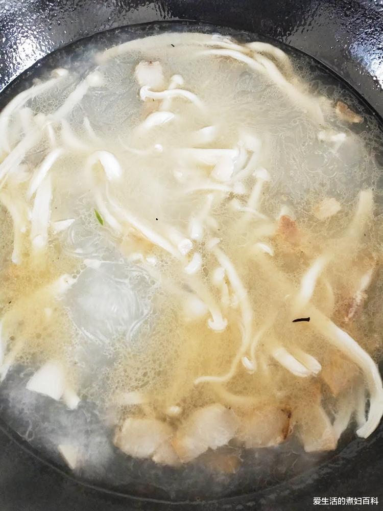 「减肥晚餐」减肥晚餐常吃它，每周吃2次，排出黑臭便，腰肢变细了