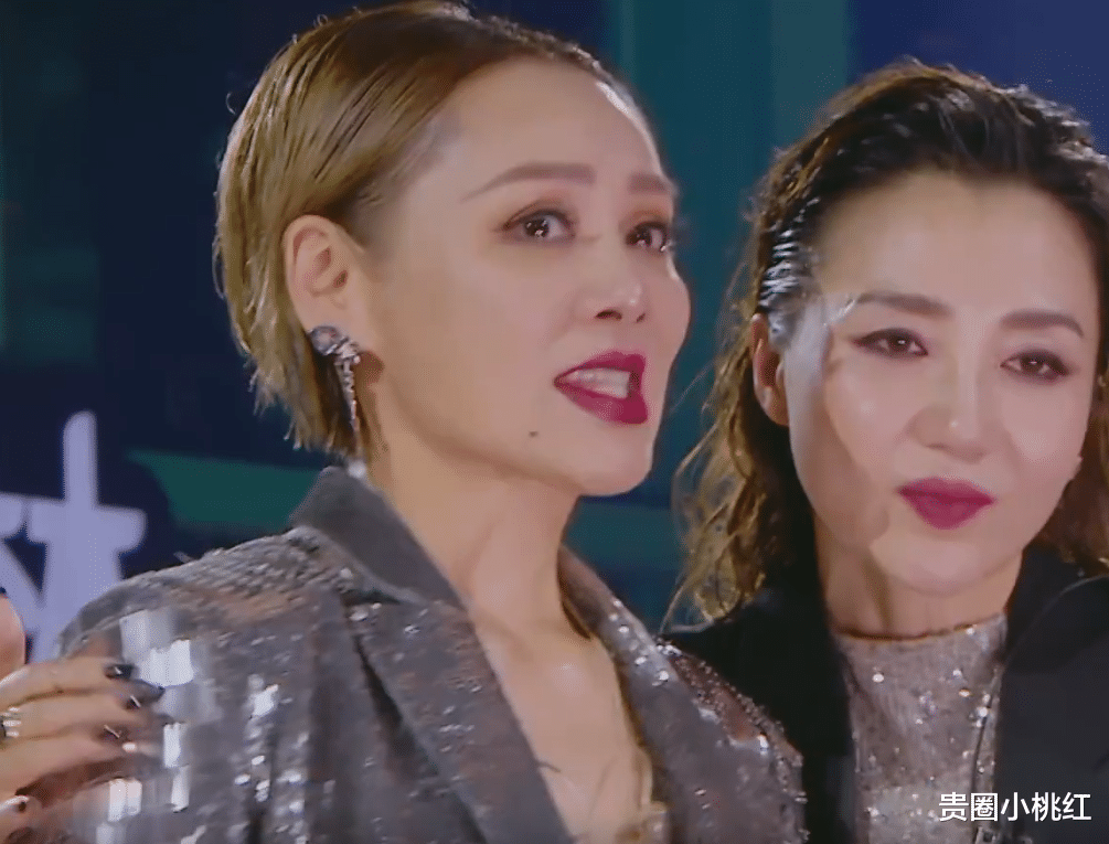 姐姐|姐姐们首次公演直接淘汰六人，有谁留意宁静的反应？有无剧本很明显