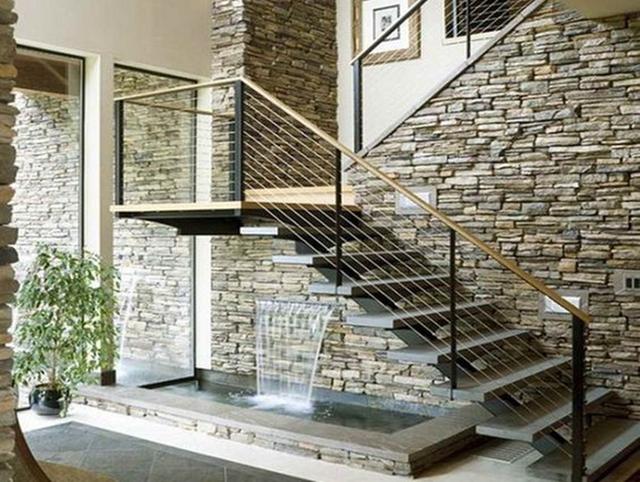 『天然气』等我有钱买别墅，楼梯下才不打柜子，下沉40公分挖坑做鱼池，大气