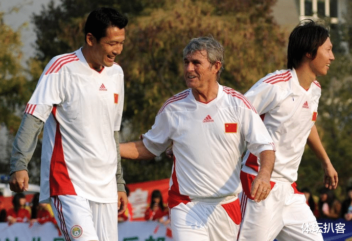 #国足#02国足史上最强实锤了！23位国脚谁能立足欧洲，神奇主帅给出答案！