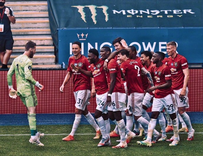 曼联|拯救7.5亿合同+天价转播费！曼联争四成功获两大利好，今夏重金引援